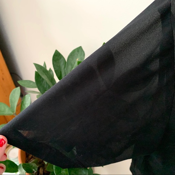 Collusion- Sheer High Neck Woven T-shirt - Picture 5 of 8